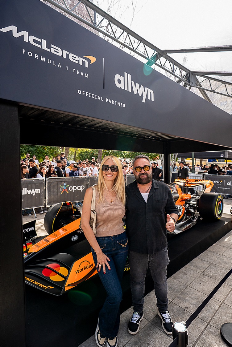 Oman 1–2 BahrainAl-Mushaifri 17' - Marhoon 78' (pen.), Al-Musalami 80' (o.g.)Attendance: 57,674