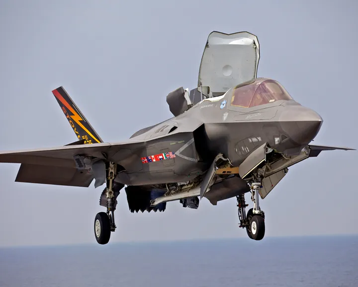 F35_1_1.webp