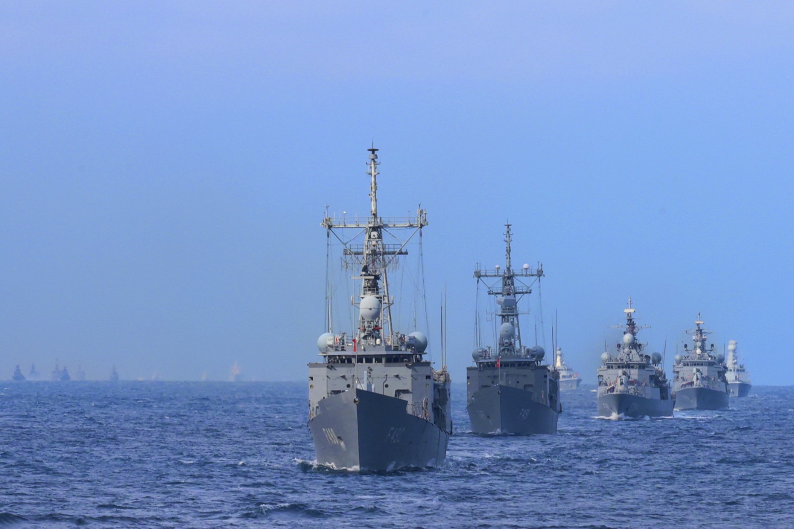 Turkish_navy_drill_Jan_2025.jpg