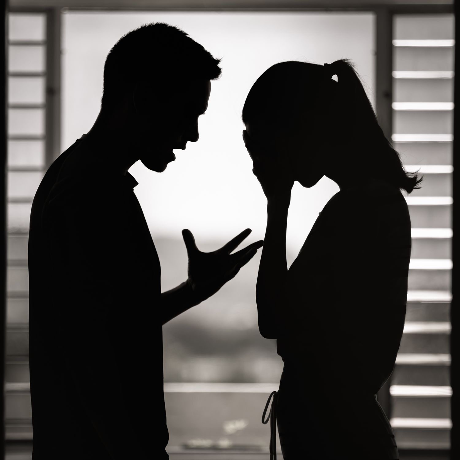 couple-profiles-fighting-getty-primary-0425-bdd80812aea244d6a9dac0fc8ffdc57d.jpg