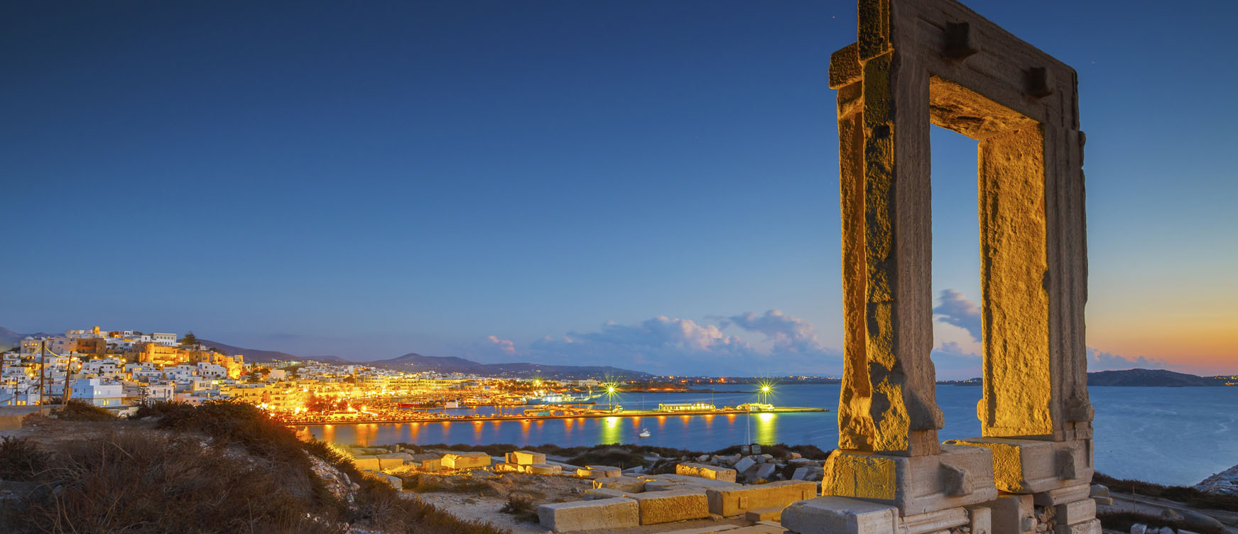 i_1140594041_naxos-portara_1743x752.jpg