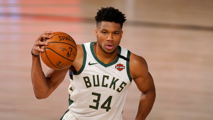 giannis2_1.jpg